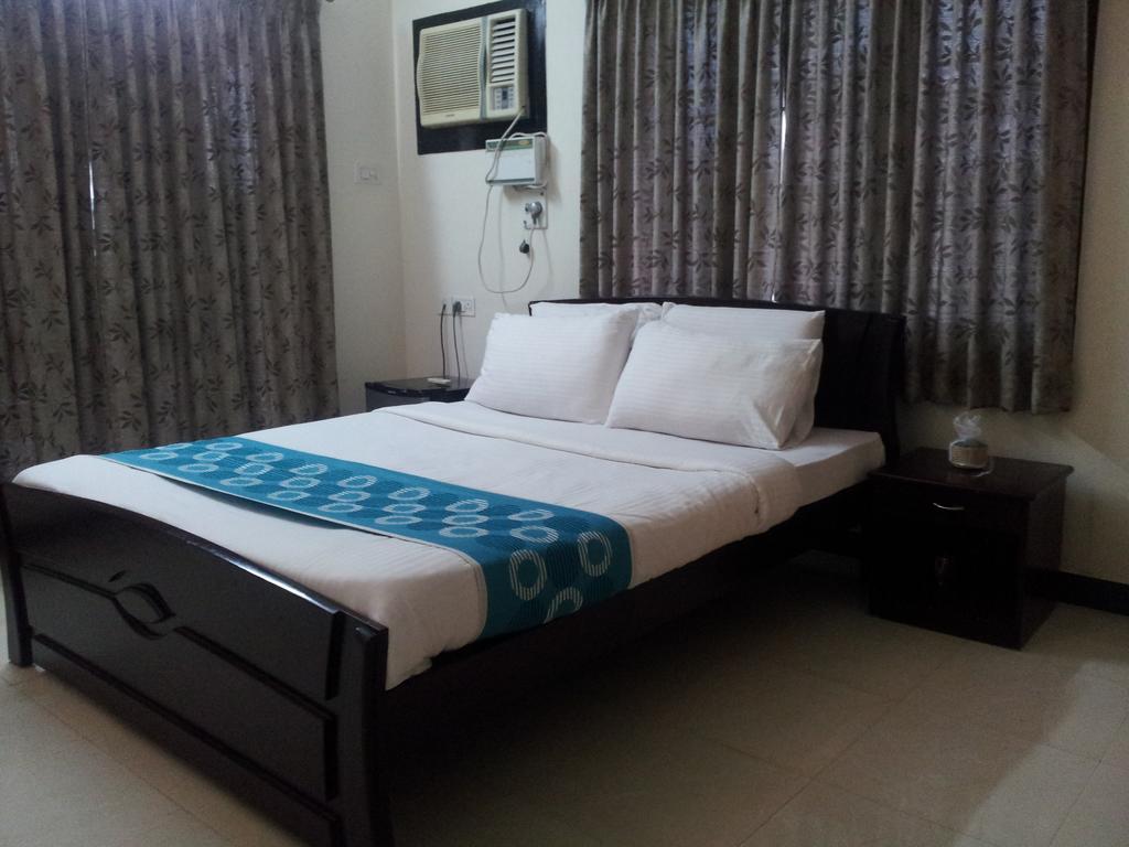 Roshini Serviced Apartments شيناي المظهر الخارجي الصورة